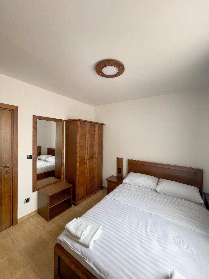 Apartments & Rooms Brijest Plav Exterior photo